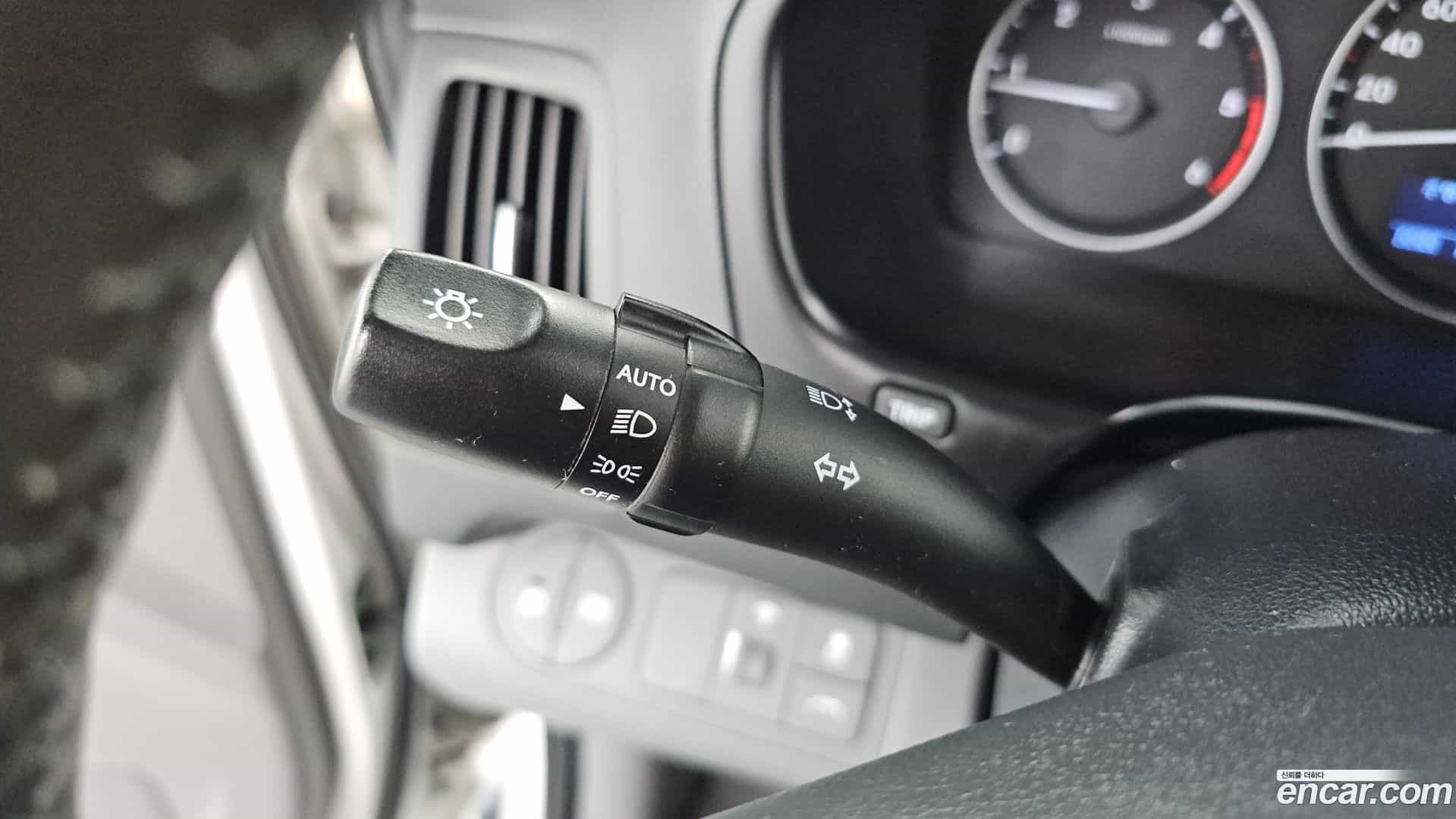 Starex Hyundai 2019.9-OPTION-017