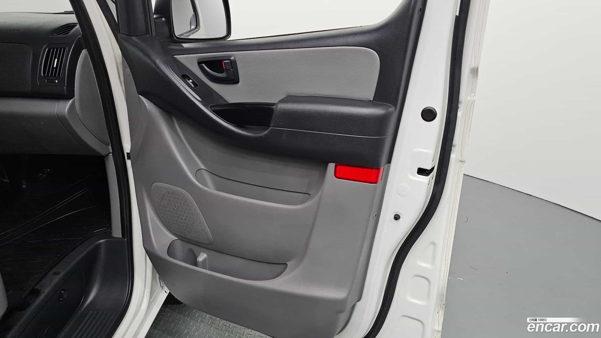 Starex Hyundai 2019.9-INNER-034