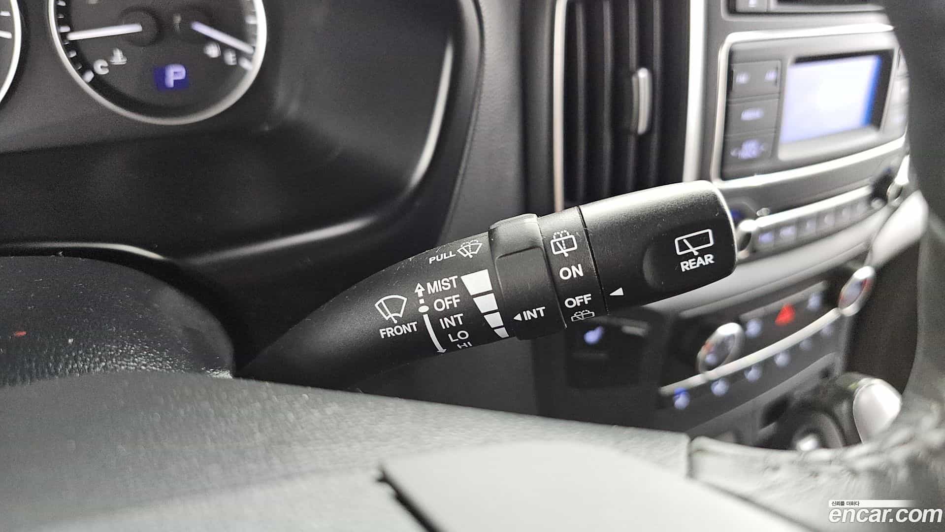 Starex Hyundai 2019.9-OPTION-040