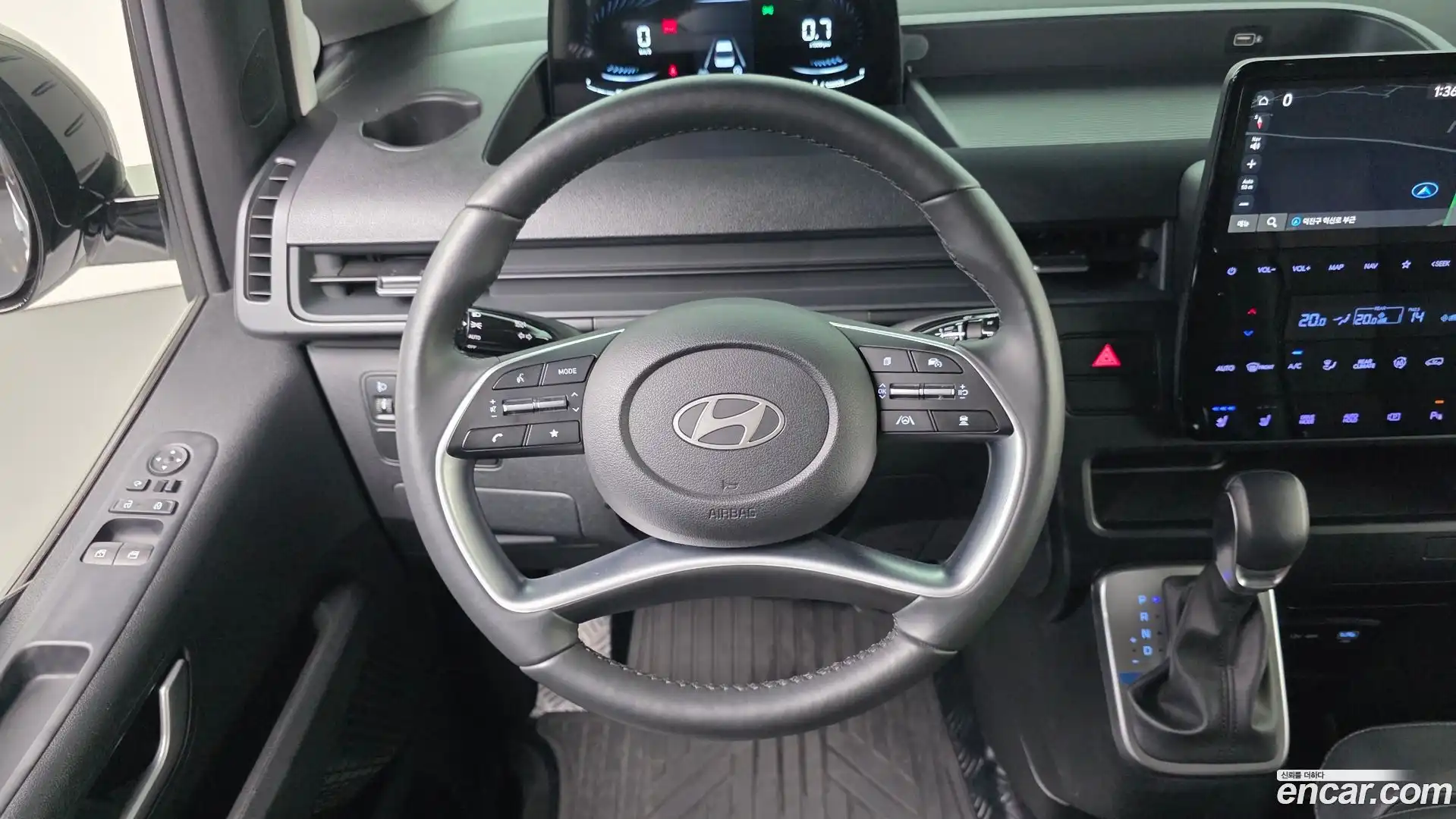 Staria Hyundai 2024.3-OPTION-018