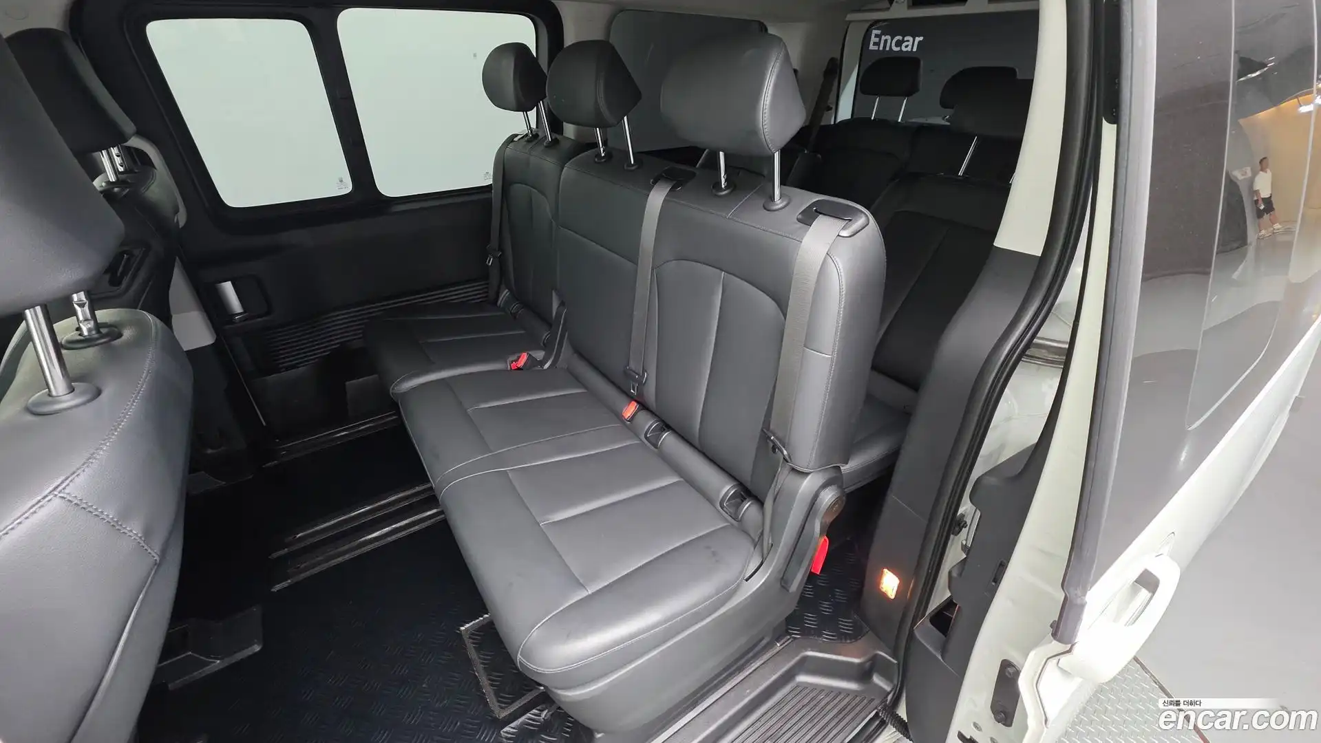 Staria Hyundai 2024.3-OPTION-022