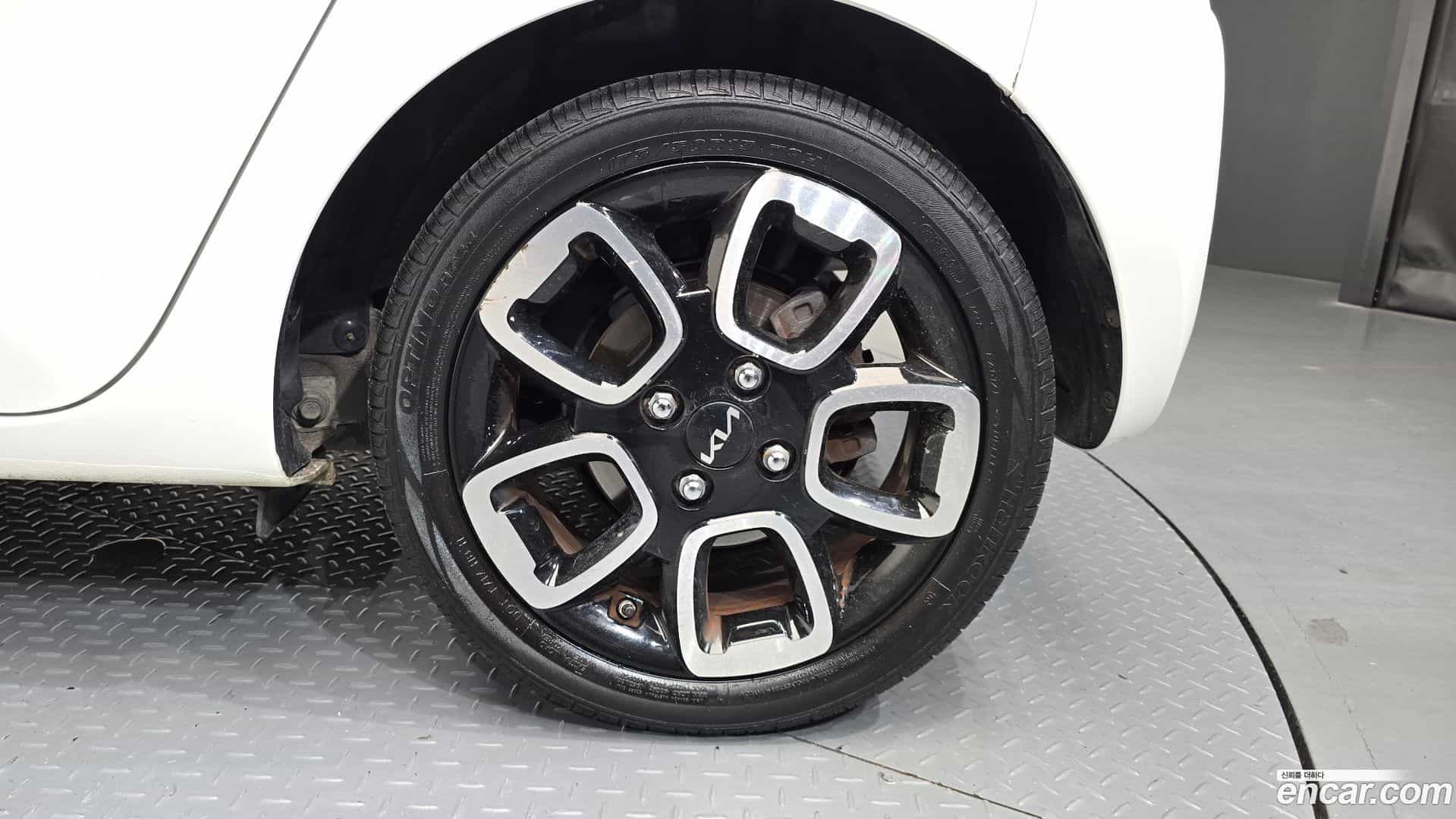 RAY Kia 2022.5-OUTER-031