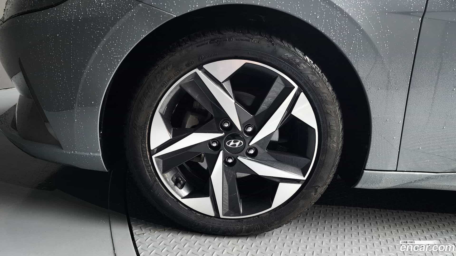 AVANTE Hyundai 2020.6-OUTER-005