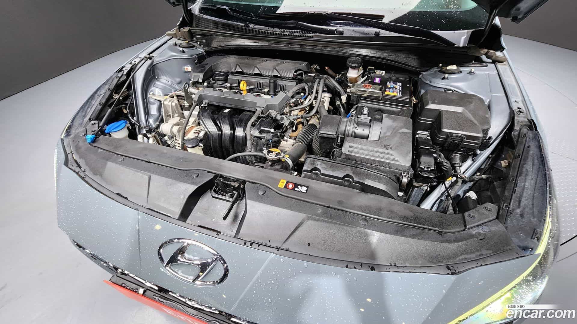AVANTE Hyundai 2020.6-OUTER-006