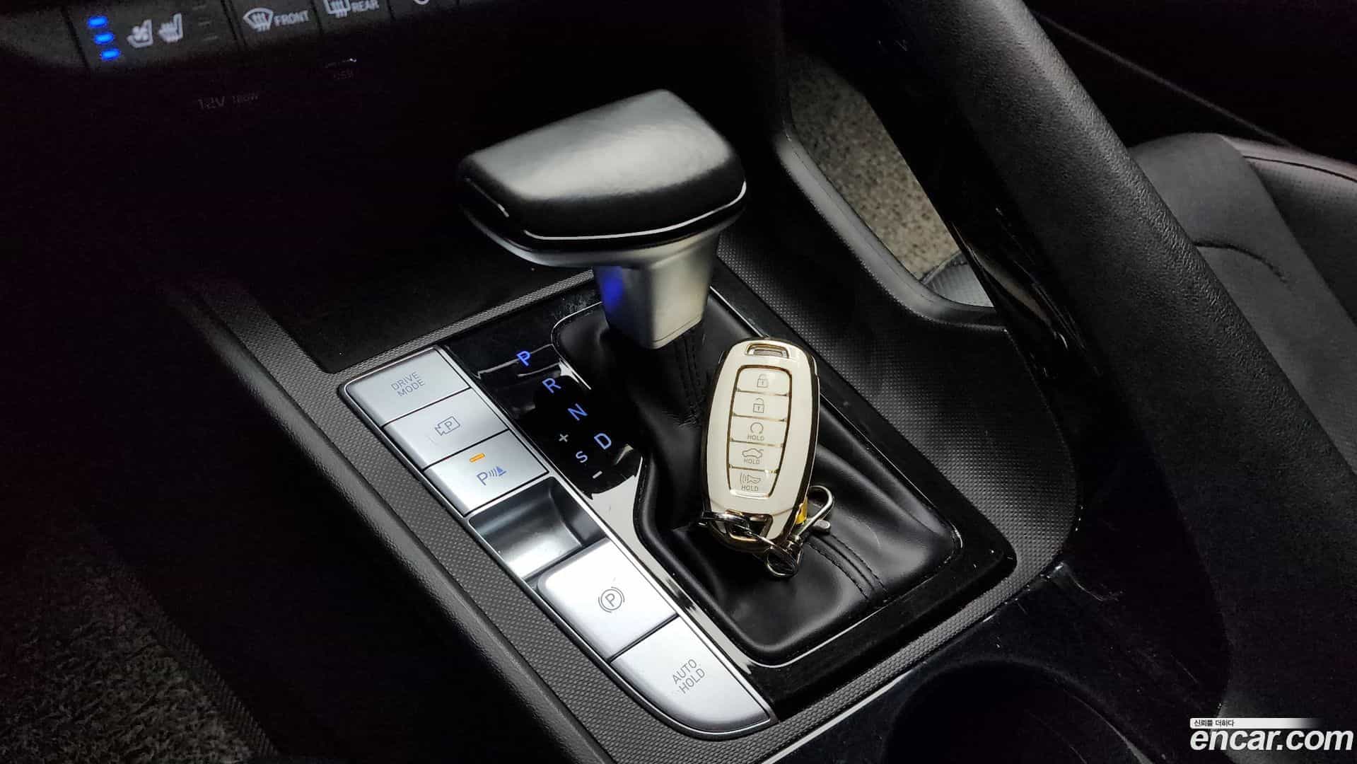 AVANTE Hyundai 2020.6-INNER-009