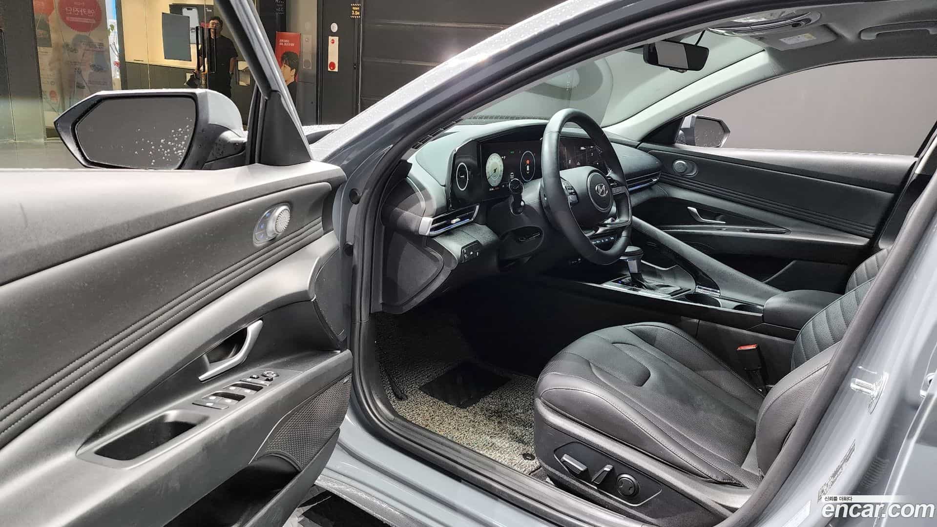 AVANTE Hyundai 2020.6-INNER-010