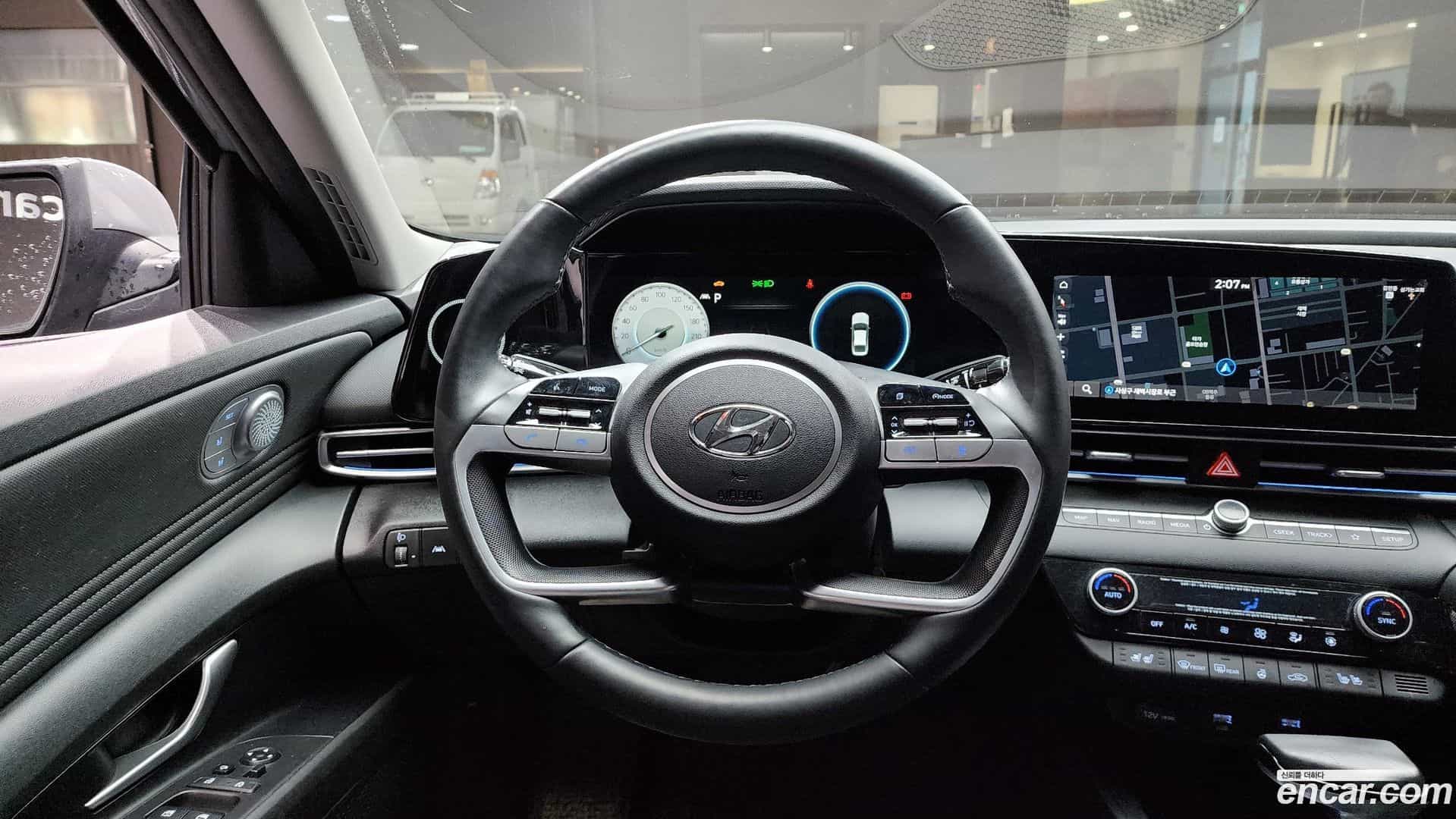 AVANTE Hyundai 2020.6-OPTION-018