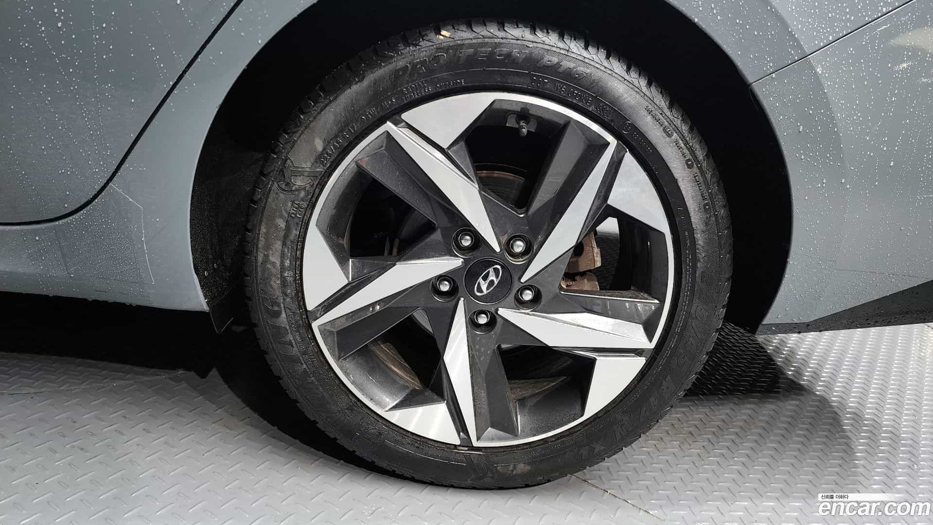 AVANTE Hyundai 2020.6-OUTER-031