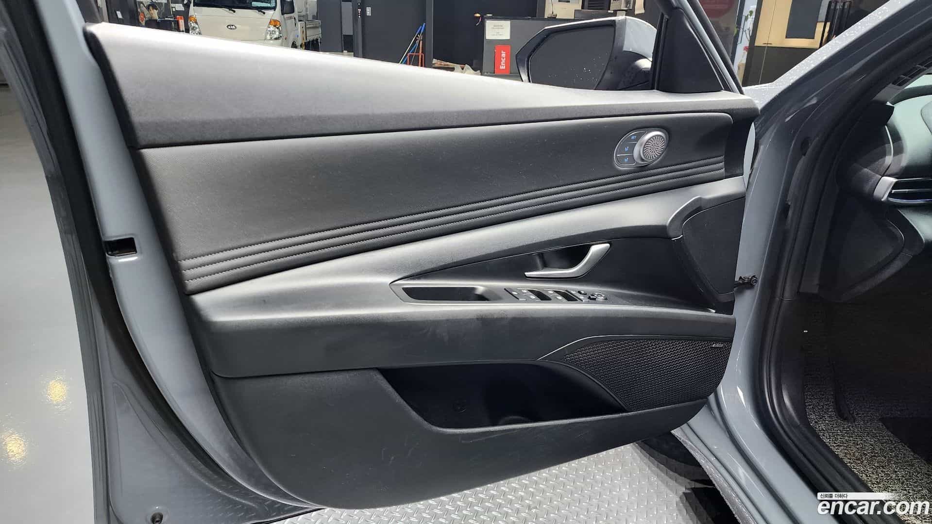 AVANTE Hyundai 2020.6-INNER-034