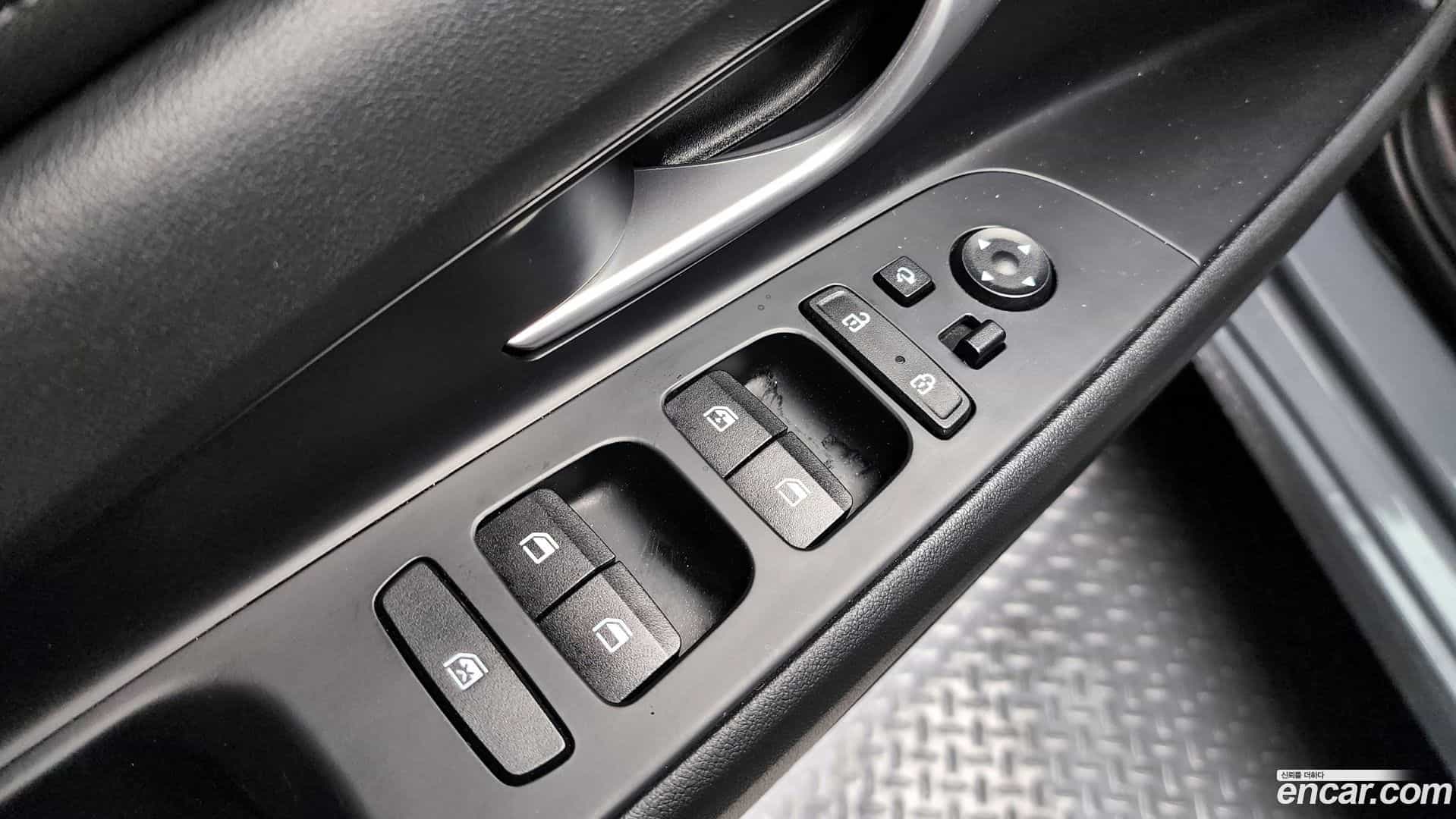 AVANTE Hyundai 2020.6-OPTION-042