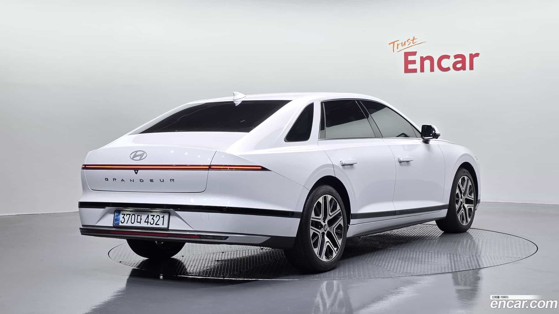 Grandeur Hyundai 2025.3-OUTER-002