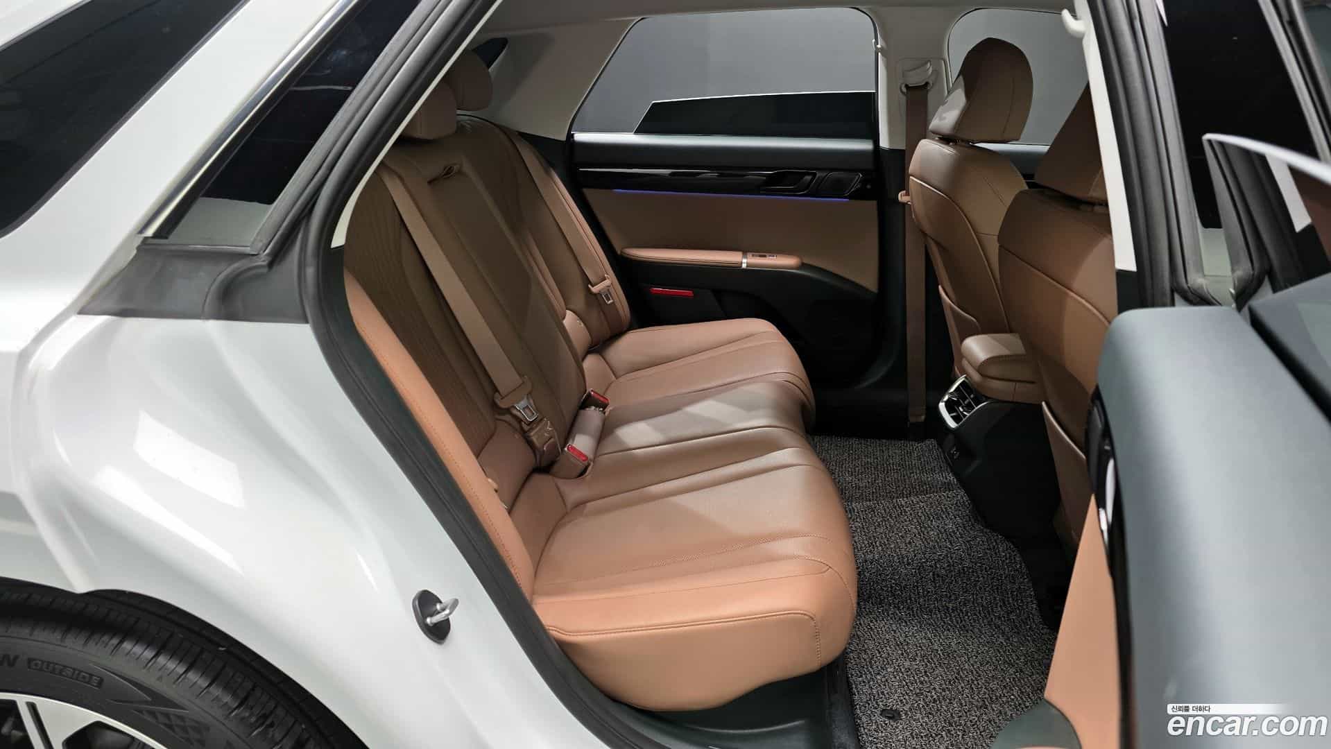 Grandeur Hyundai 2025.3-OPTION-015