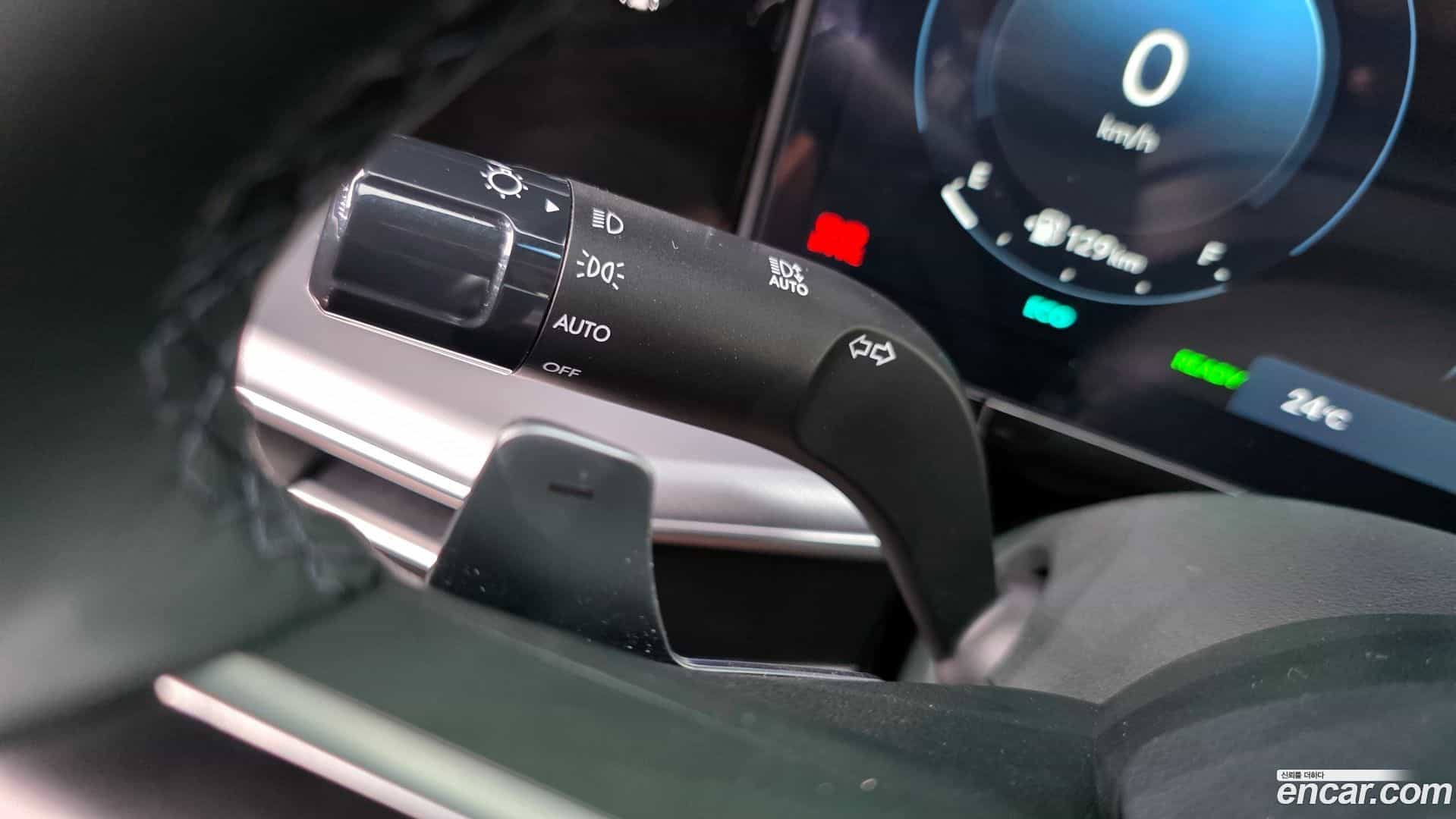 Grandeur Hyundai 2025.3-OPTION-043