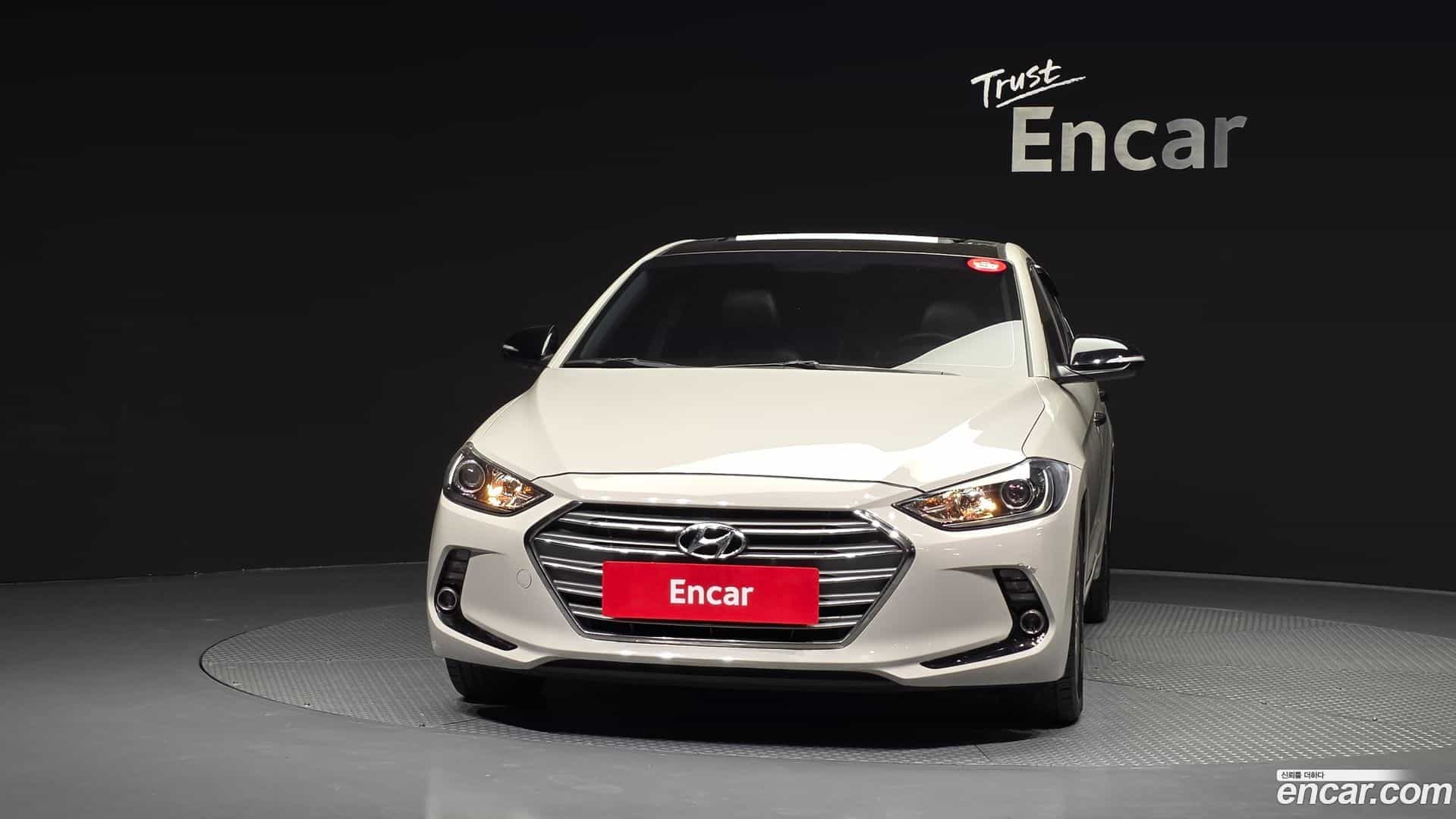 AVANTE Hyundai 2016.5-OUTER-003
