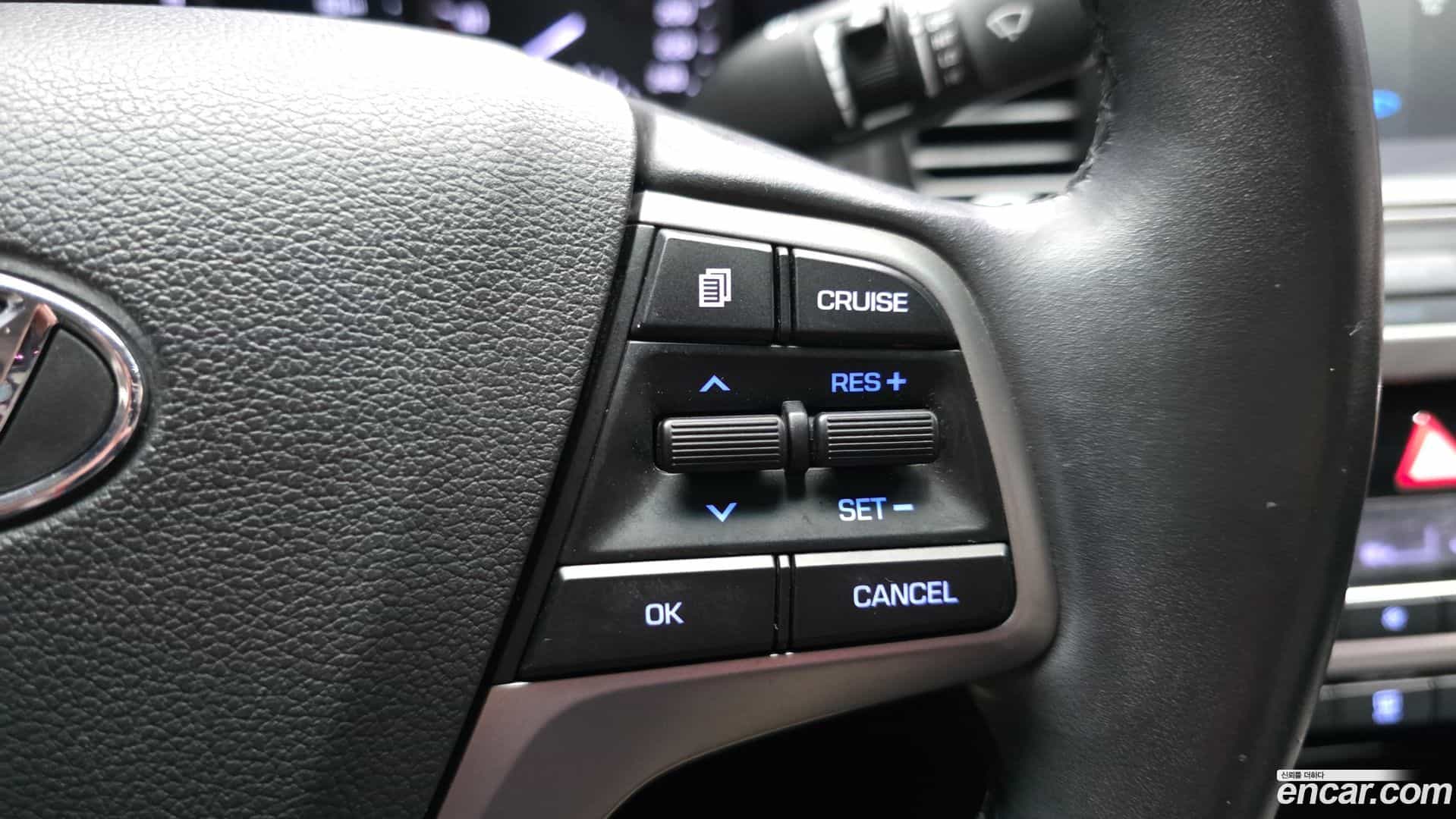AVANTE Hyundai 2016.5-OPTION-021
