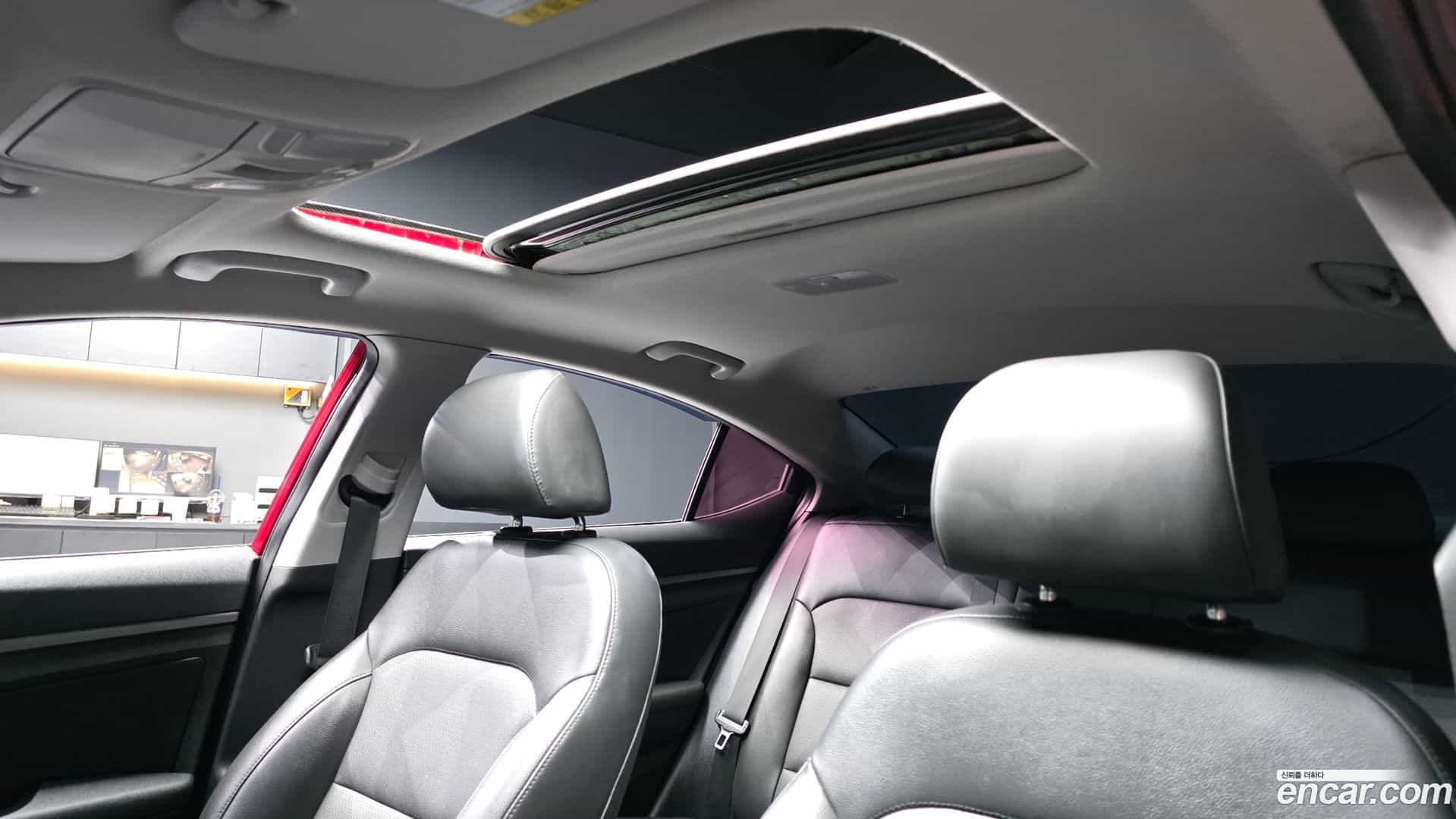 AVANTE Hyundai 2016.5-OPTION-023