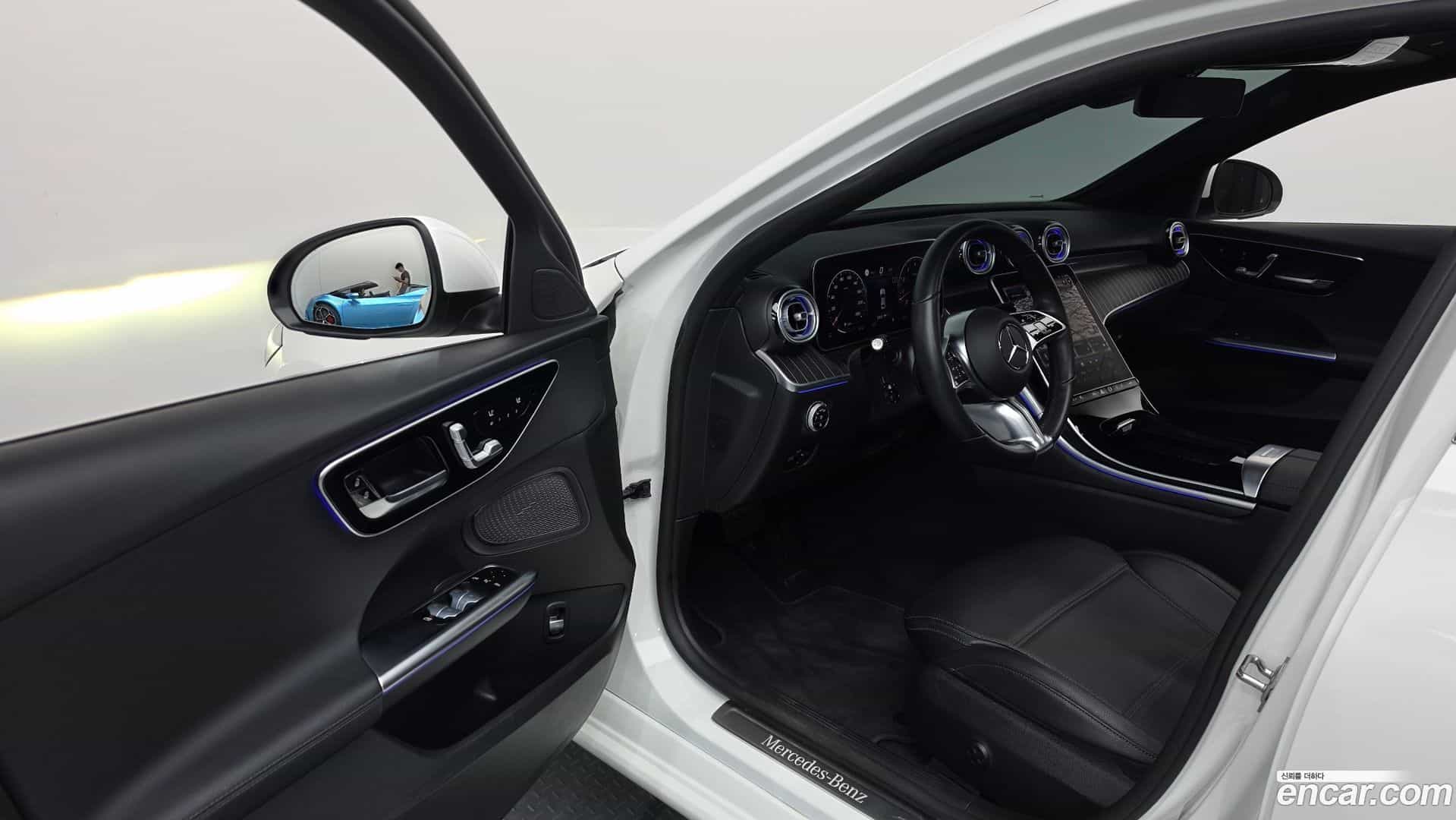 C-Class Mercedes-Benz 2022.4-INNER-010