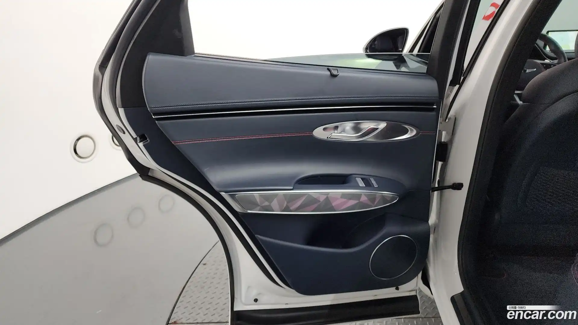 GV70 Genesis 2023.2-INNER-035