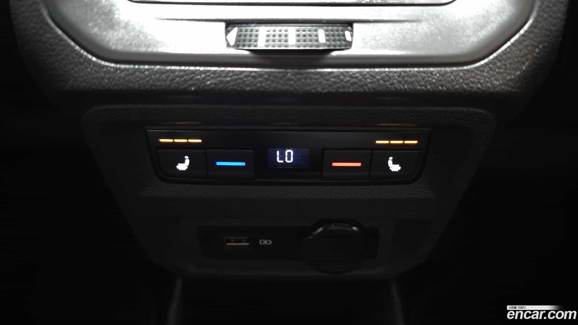 Tiguan Volkswagen 2020.11-OPTION-024