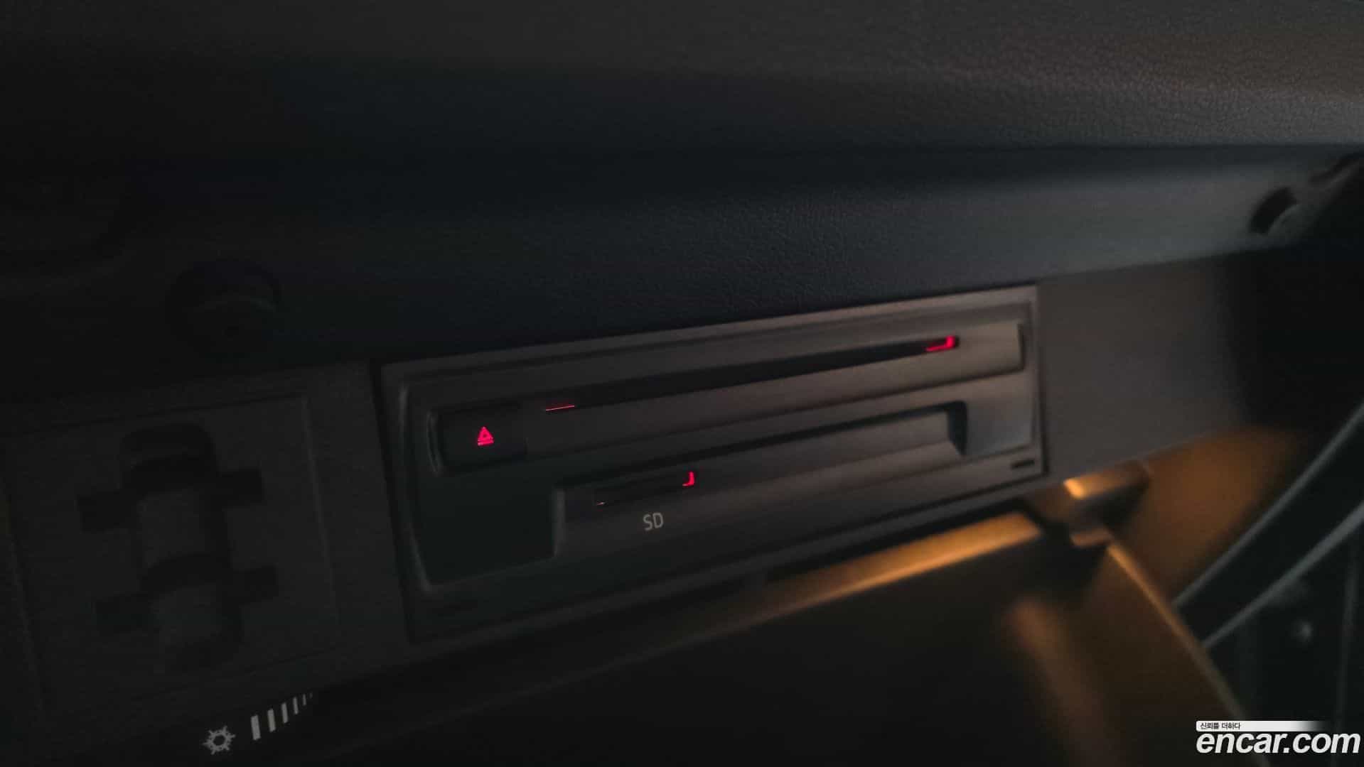 Tiguan Volkswagen 2020.11-OPTION-046