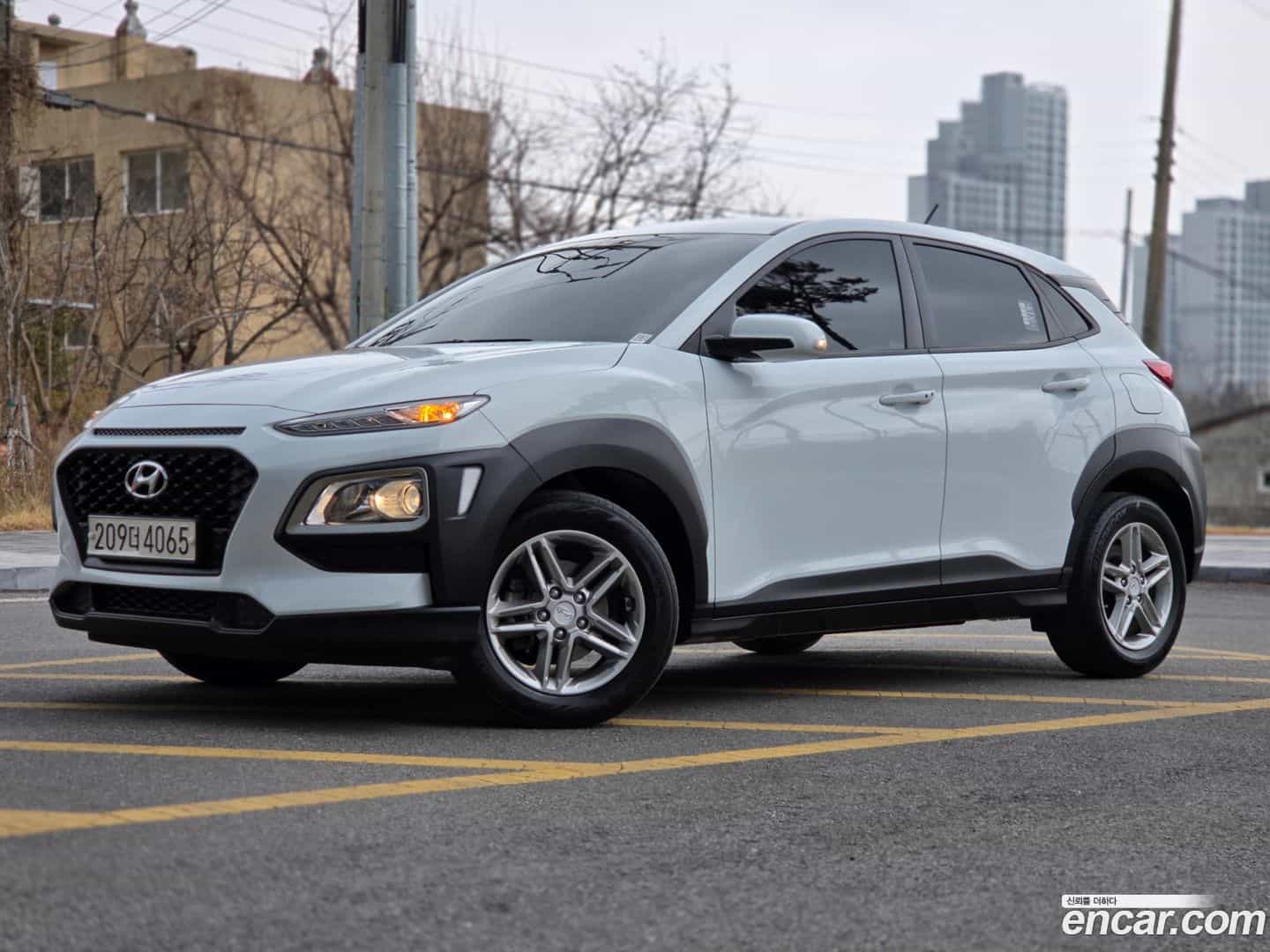 Kona Hyundai 2017.11-OUTER-001