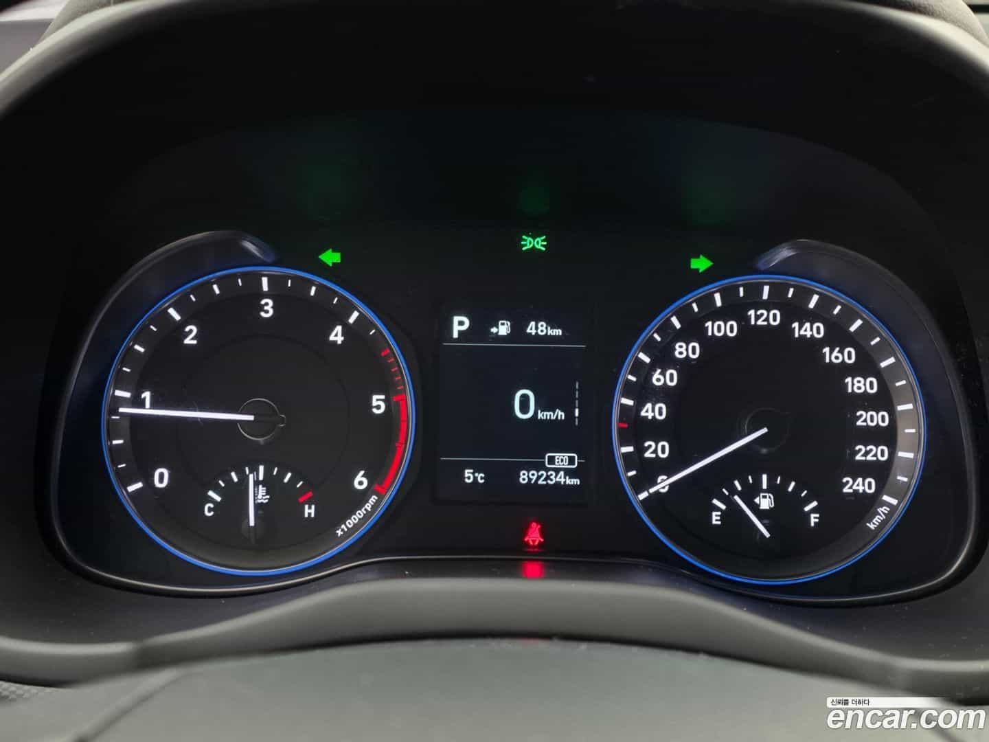 Kona Hyundai 2017.11-INNER-008