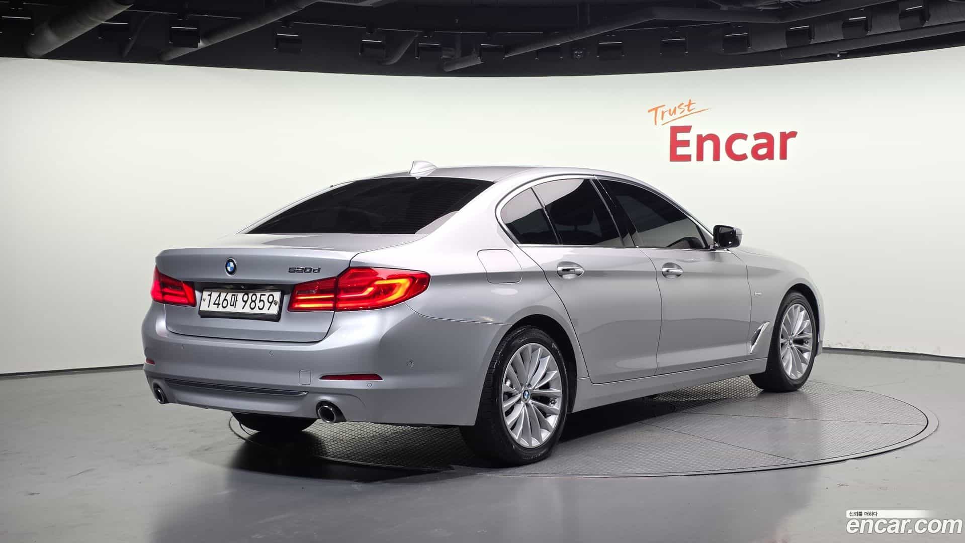 5-Series BMW 2018.2-OUTER-002