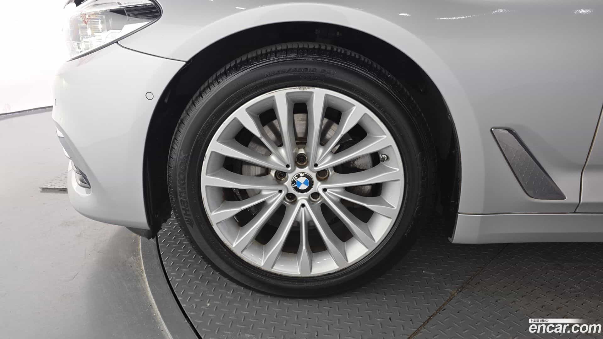 5-Series BMW 2018.2-OUTER-005