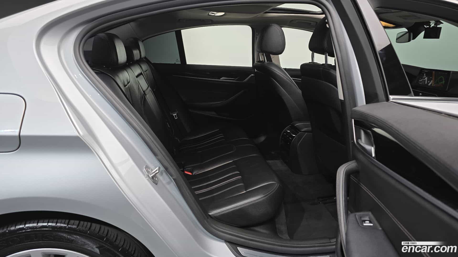 5-Series BMW 2018.2-OPTION-015