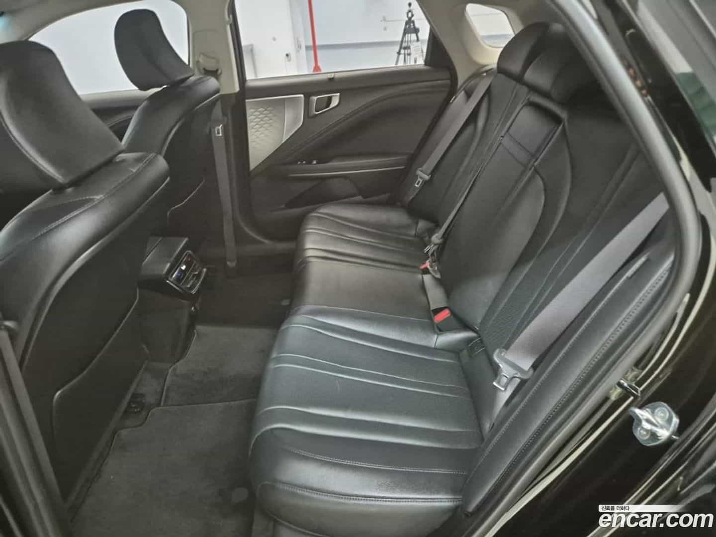 K8 Kia 2021.4-INNER-010