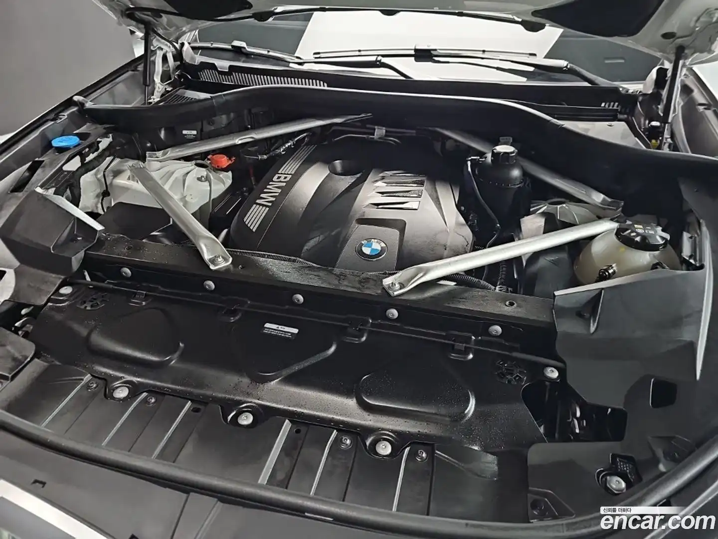 X6 BMW 2024.0-OUTER-006