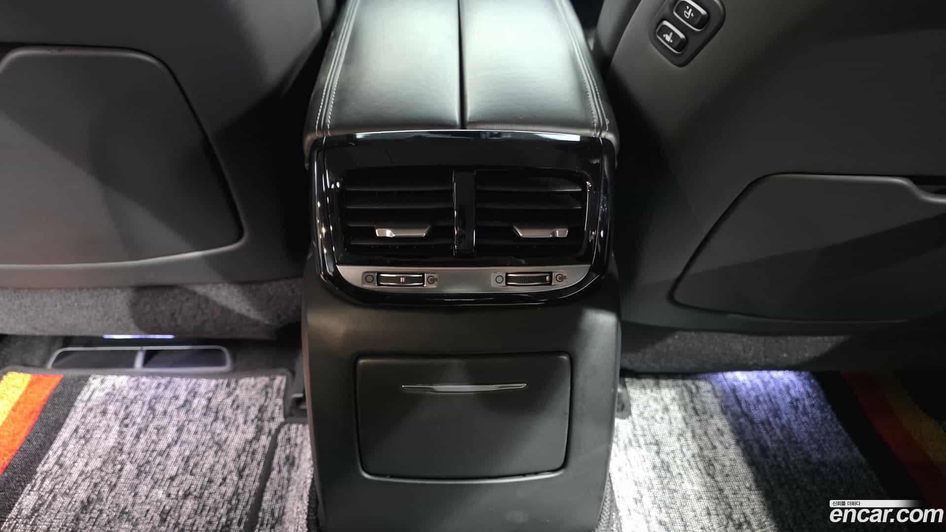 EQ900 Genesis 2018.2-OPTION-047