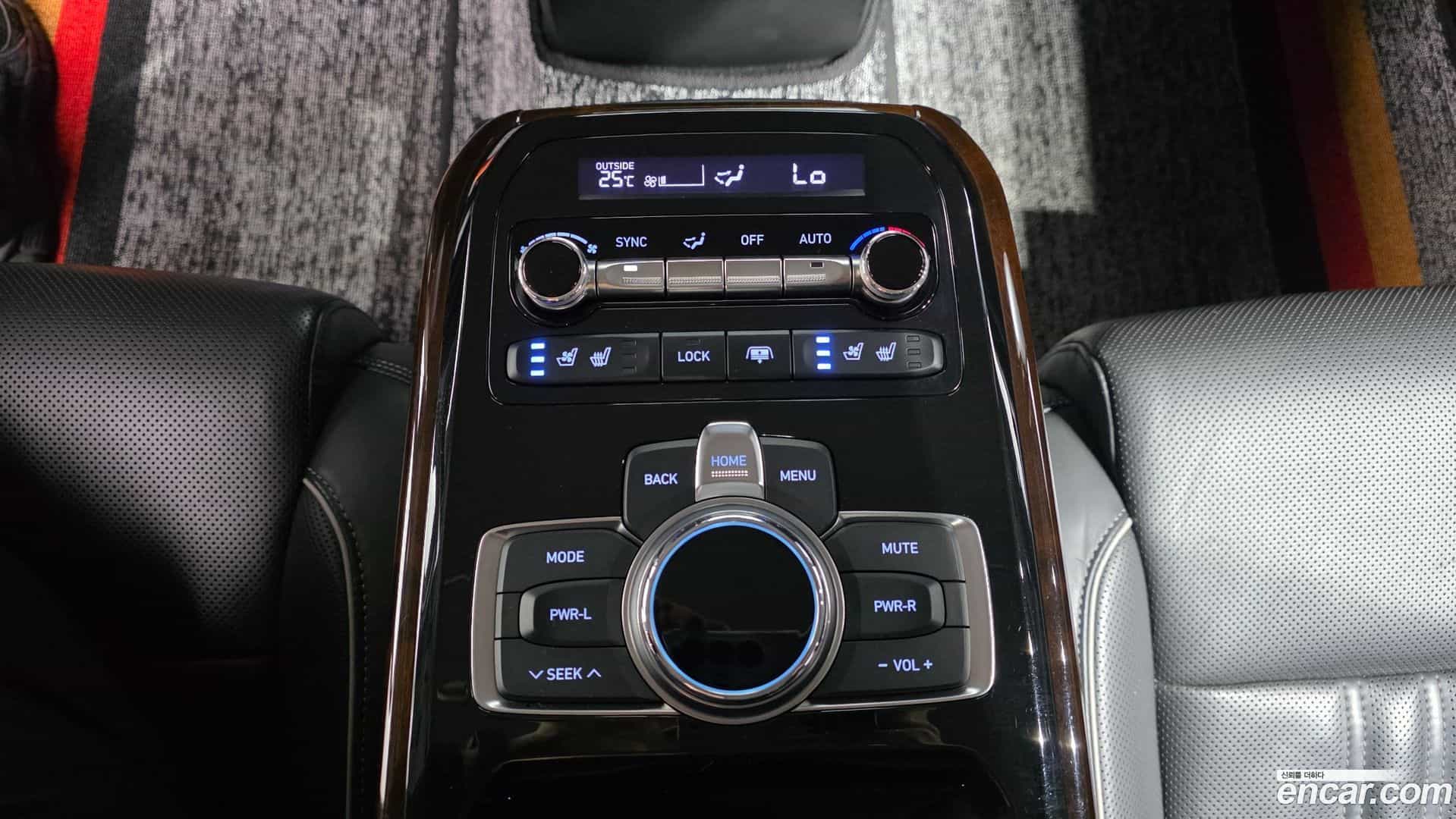 EQ900 Genesis 2018.2-OPTION-048