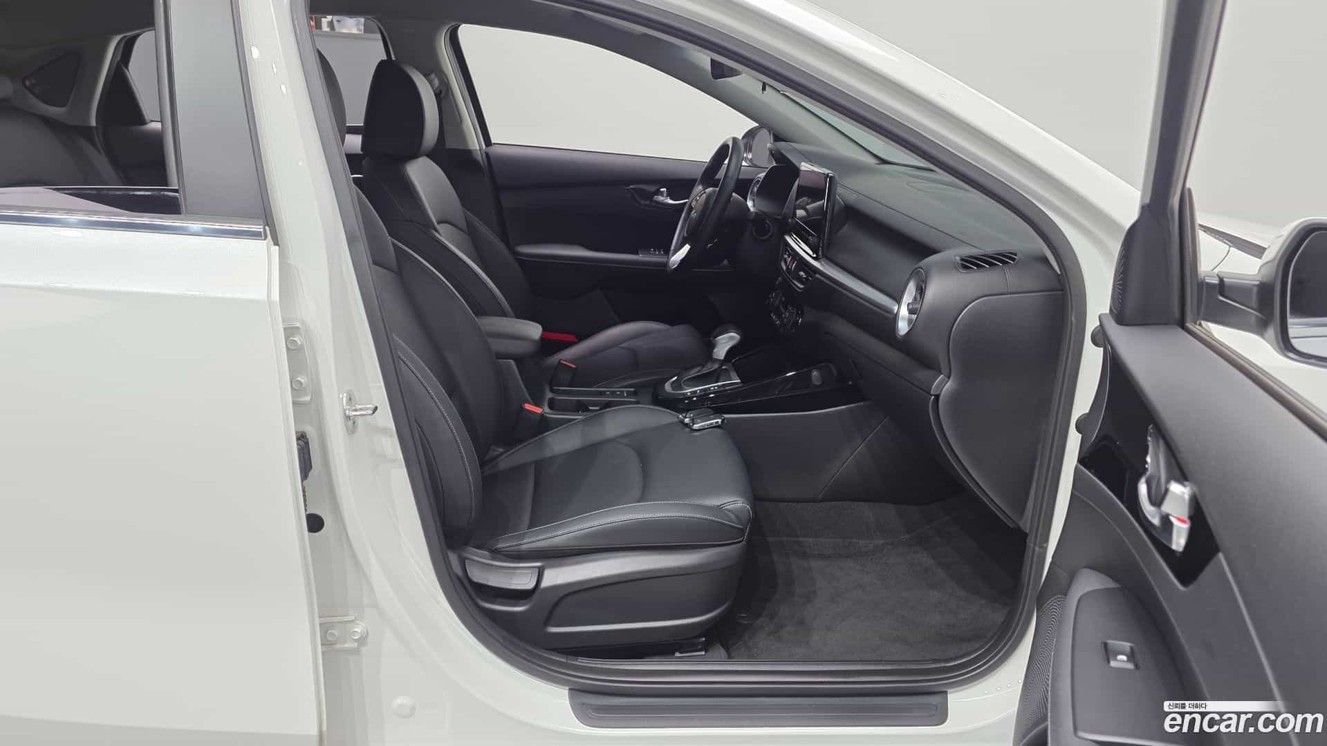 K3 Kia 2021.4-INNER-036