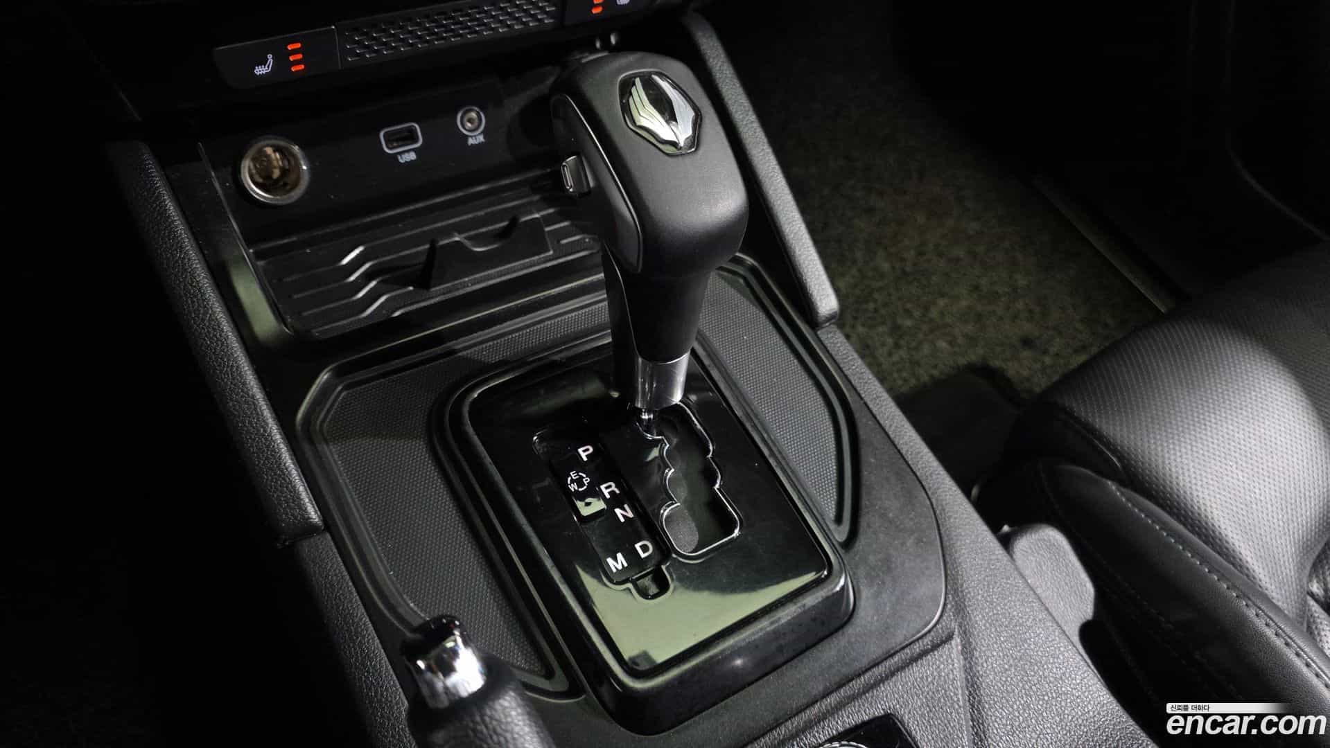 Rexton KG Mobility 2020.2-INNER-009