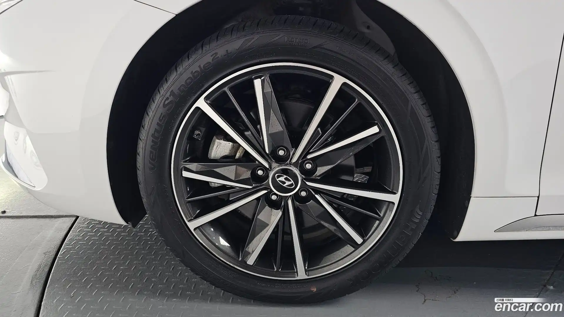Grandeur Hyundai 2021.9-OUTER-005