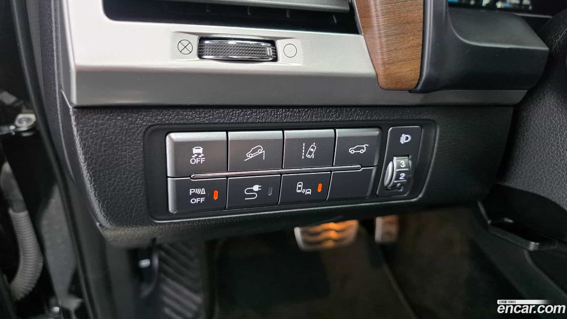 Rexton KG Mobility 2017.4-OPTION-021