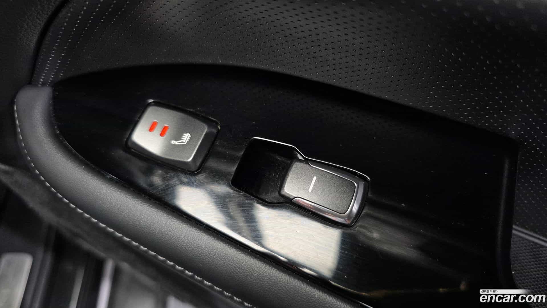 Rexton KG Mobility 2017.4-OPTION-022