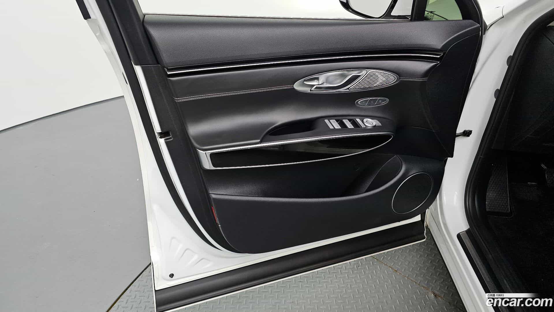 GV70 Genesis 2022.1-INNER-034