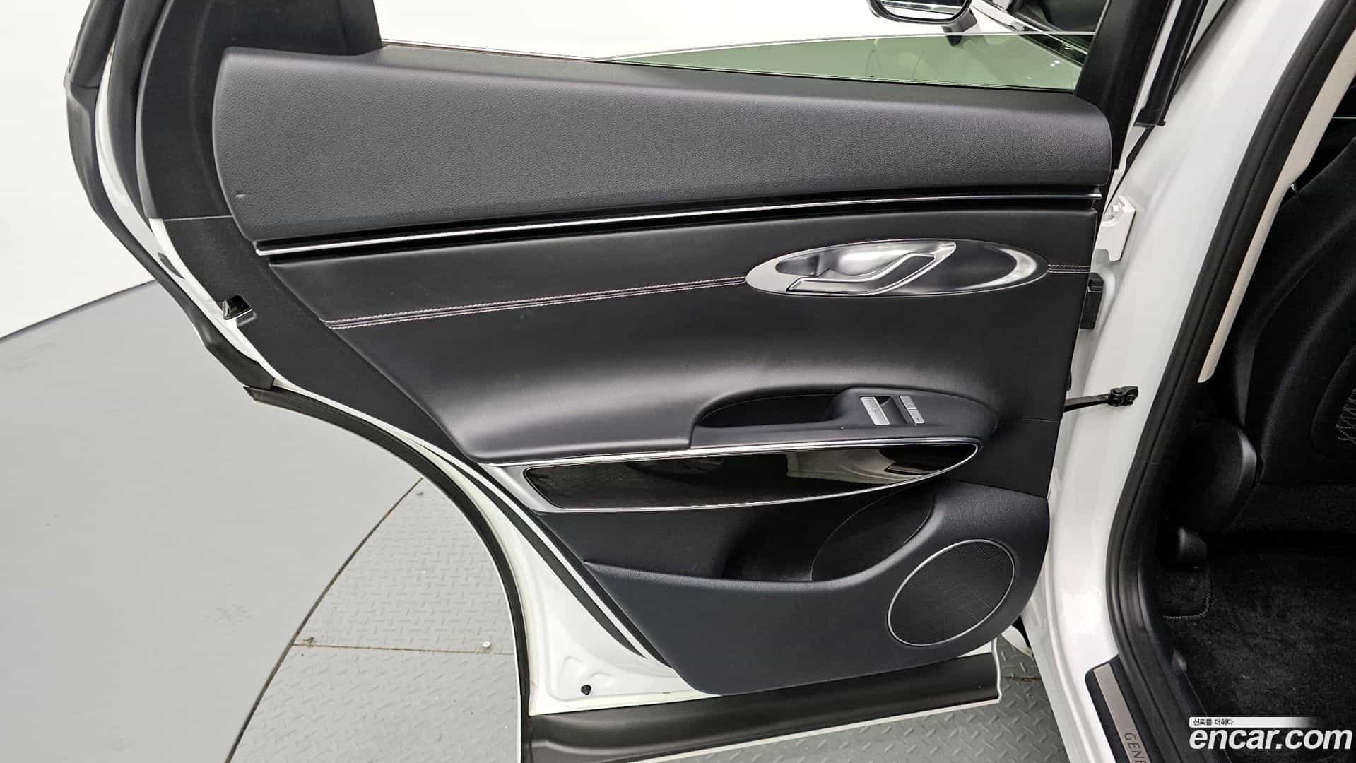 GV70 Genesis 2022.1-INNER-035