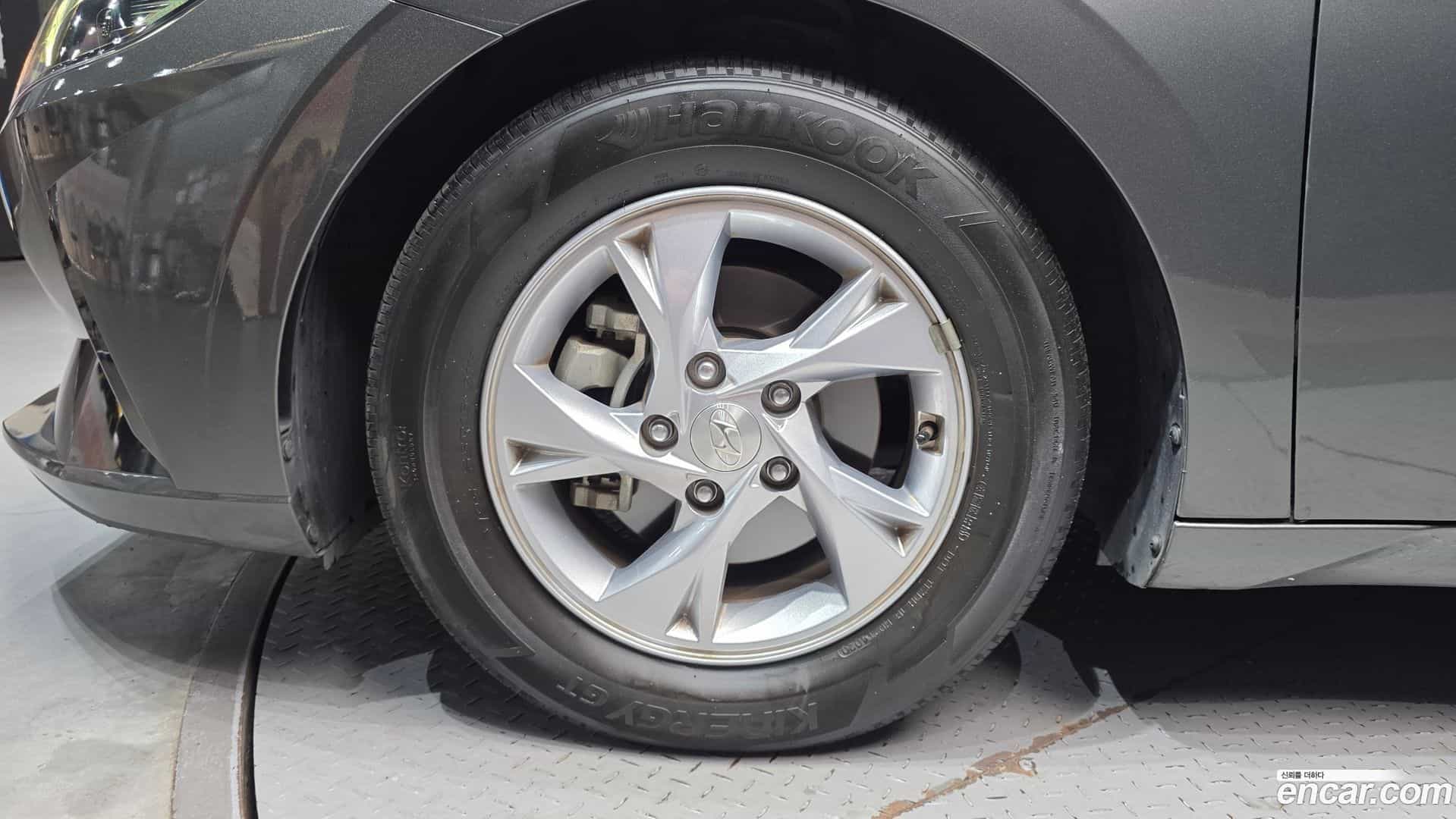 AVANTE Hyundai 2020.9-OUTER-005