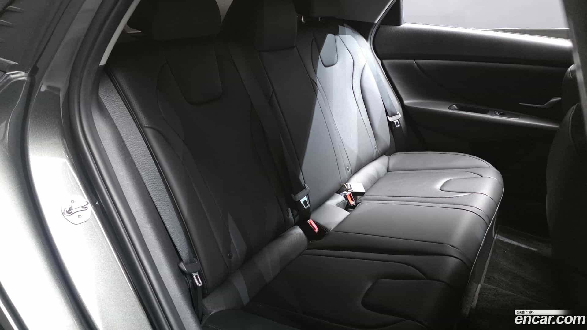 AVANTE Hyundai 2020.9-OPTION-015