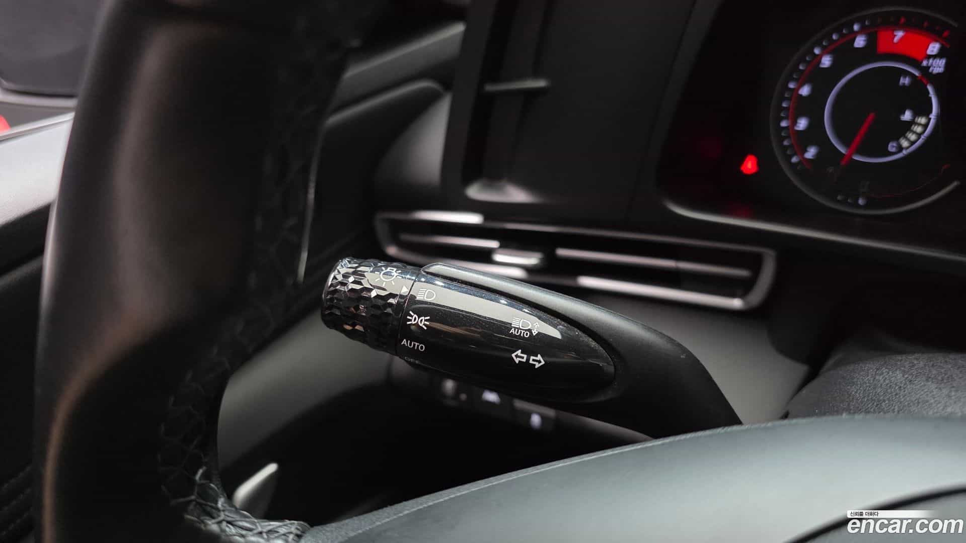 AVANTE Hyundai 2020.9-OPTION-023