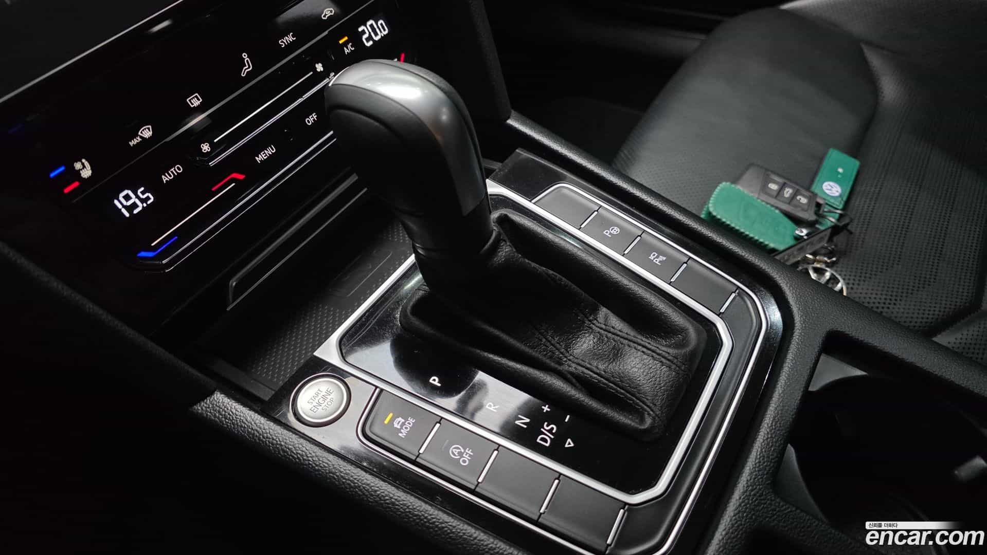 Arteon Volkswagen 2022.7-INNER-009