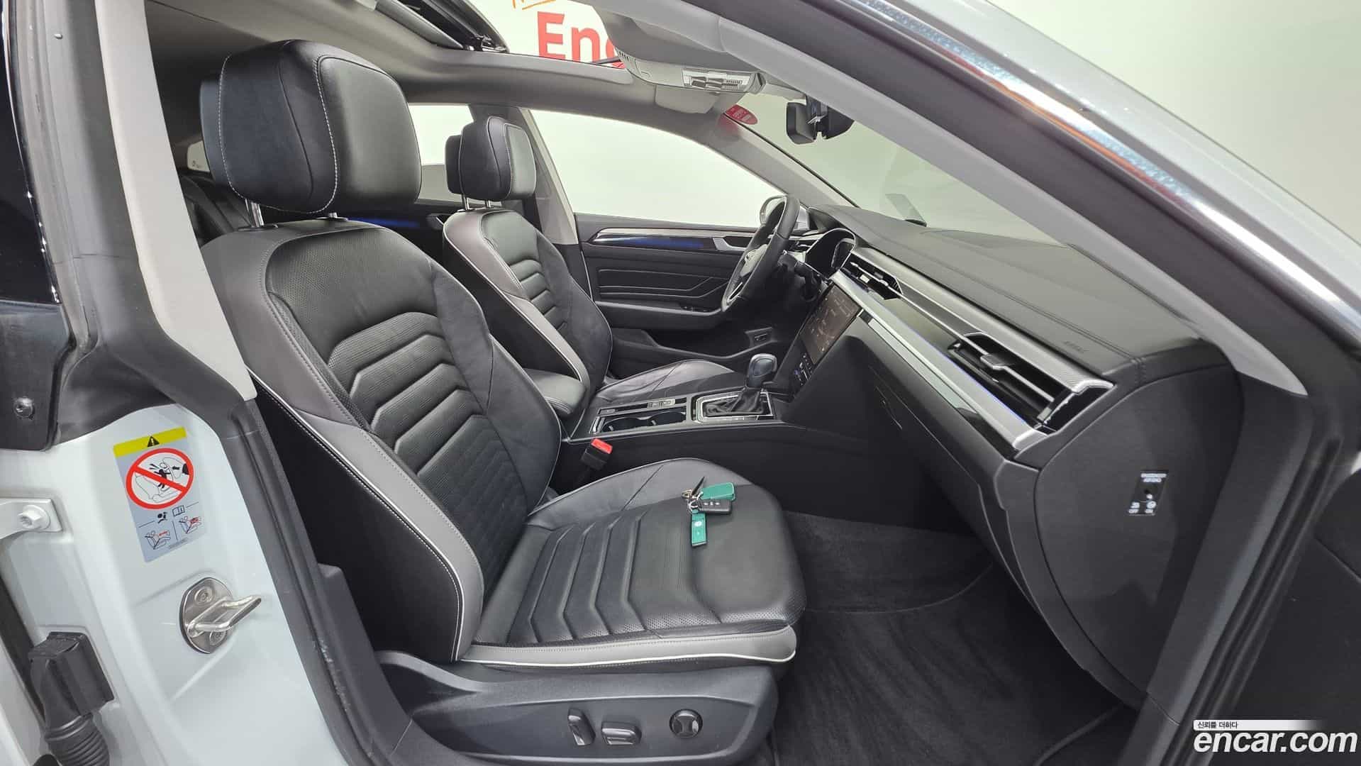 Arteon Volkswagen 2022.7-INNER-010