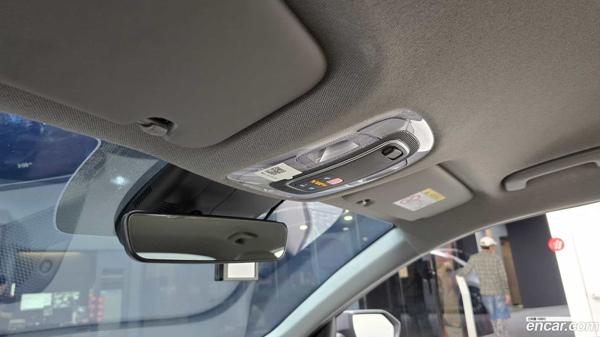AVANTE Hyundai 2024.10-OPTION-023