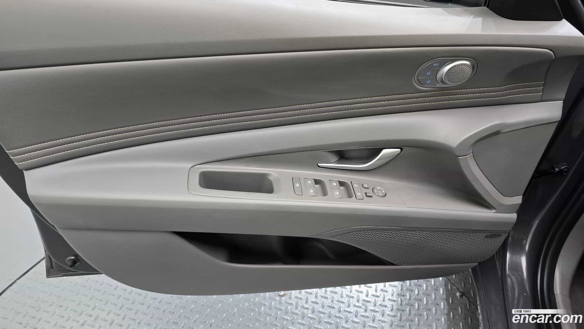 AVANTE Hyundai 2024.10-INNER-034