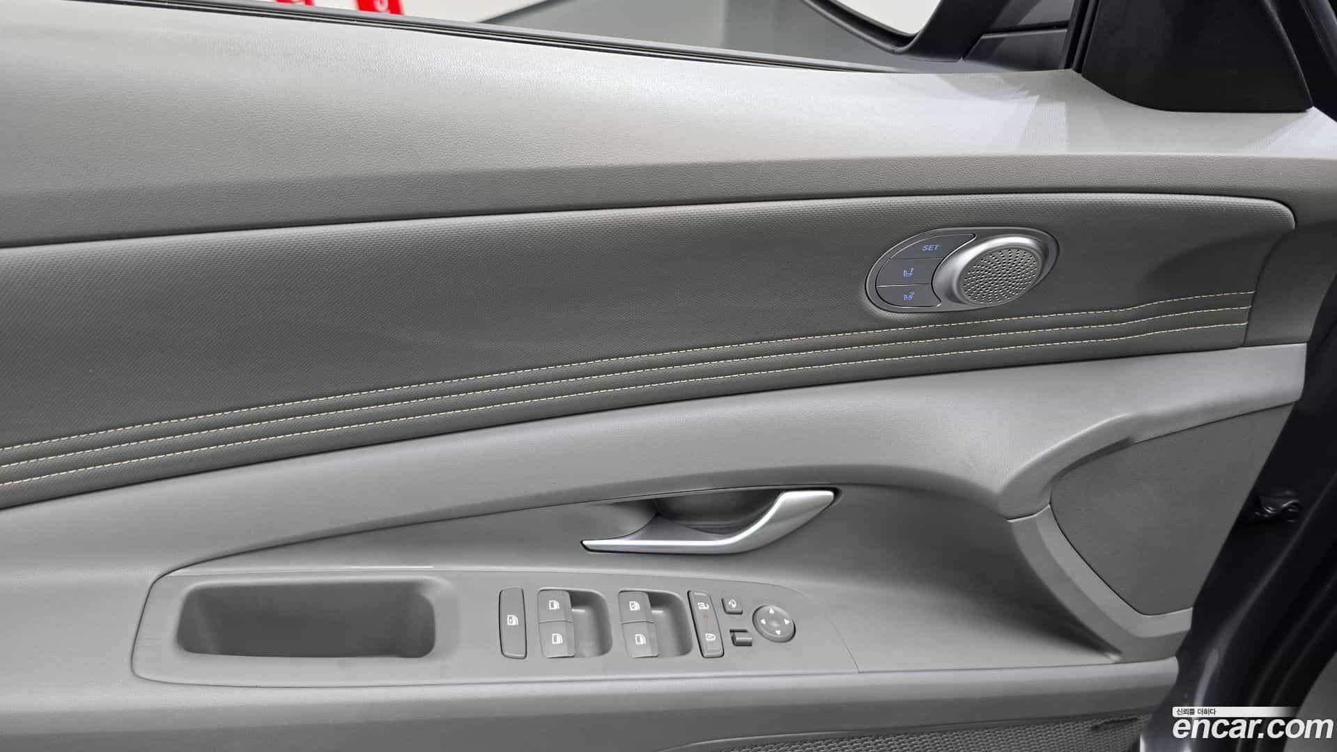 AVANTE Hyundai 2024.10-OPTION-041