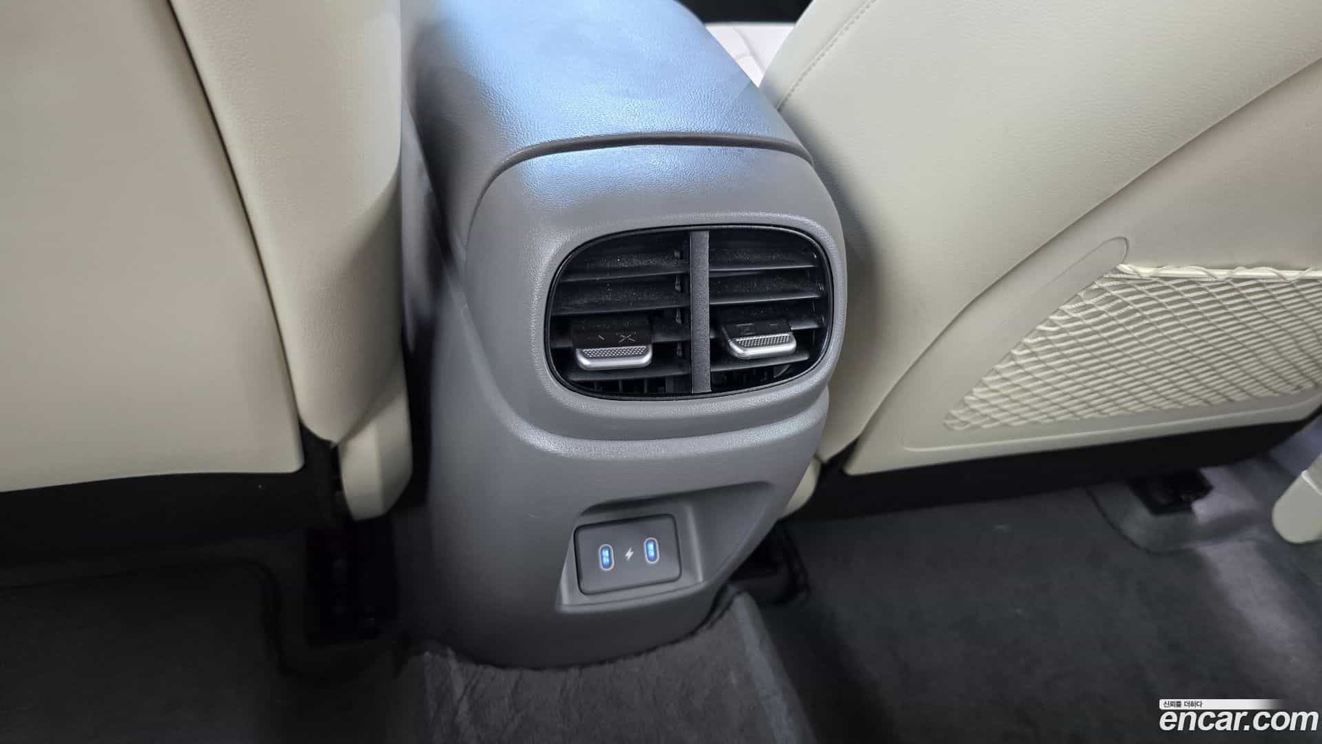 AVANTE Hyundai 2024.10-OPTION-042
