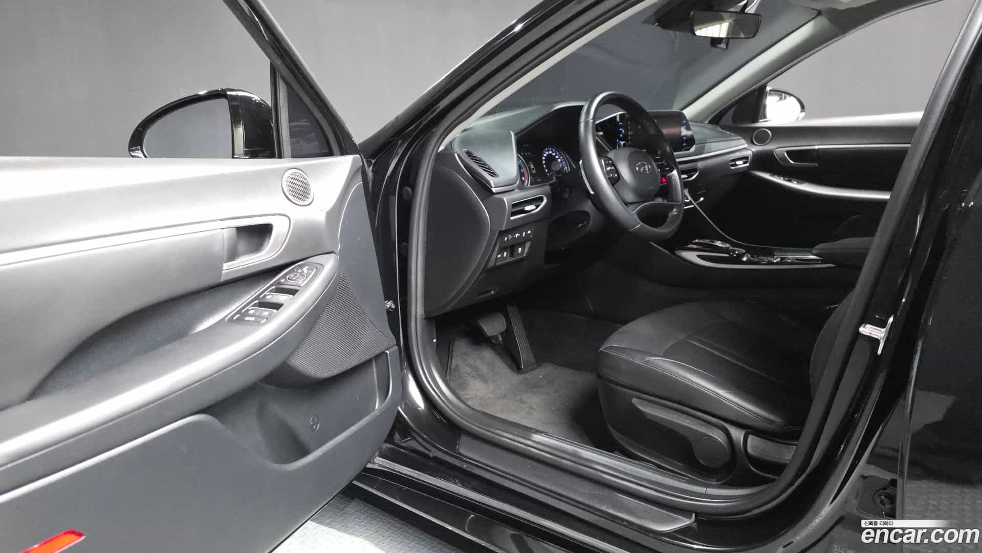 Sonata Hyundai 2021.6-INNER-010